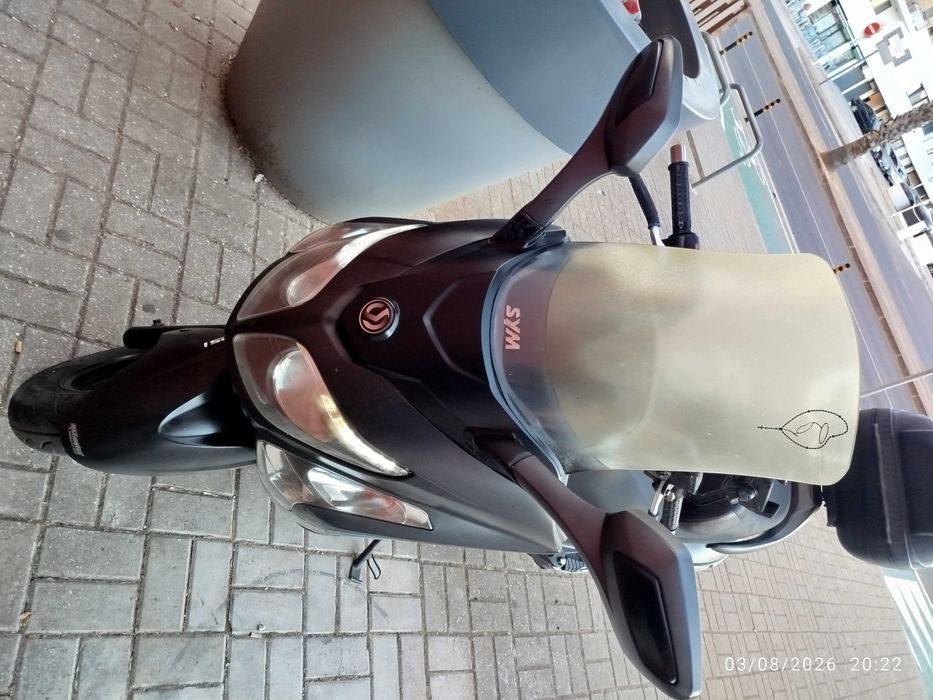 Vendo Mota SYM GTS Evo 125( ou troco por carro)