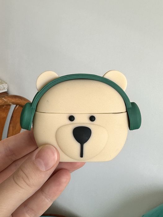 Чехол для навушників AirPods Pro 3
