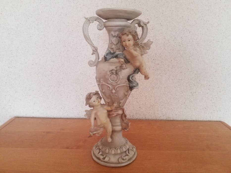 Подсвечник декоративный.