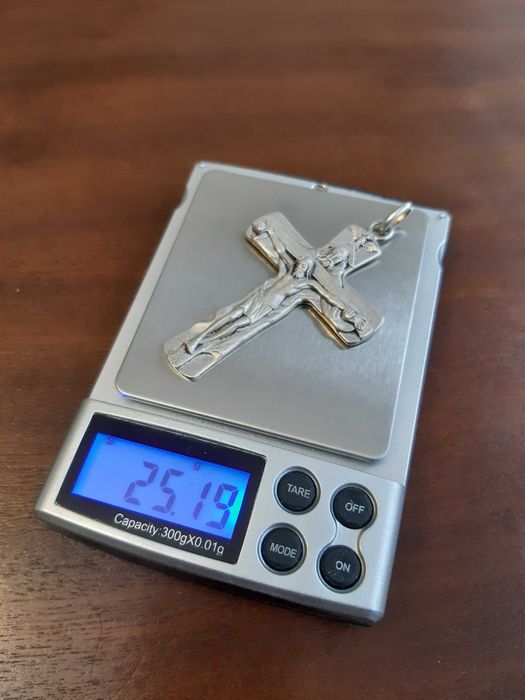 Crucifixo de prata Topázio (Portugal) séc. XX