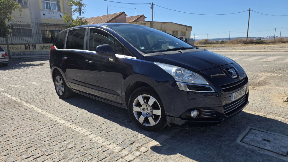 Peugeot 5008 1.6 HDi - Caixa automática foto 2