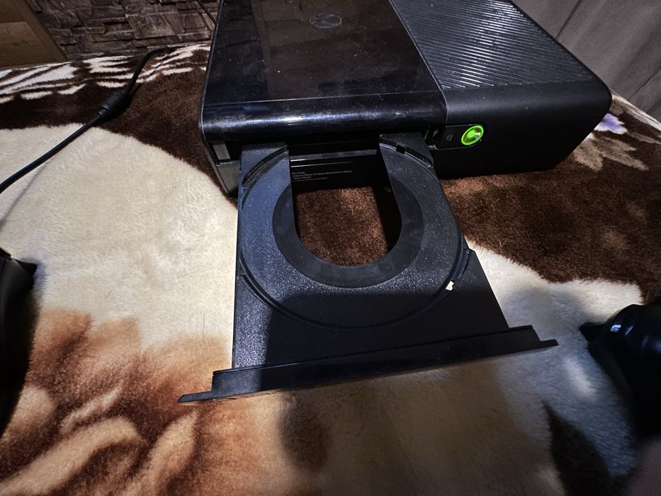 Продам Xbox 360 500gb