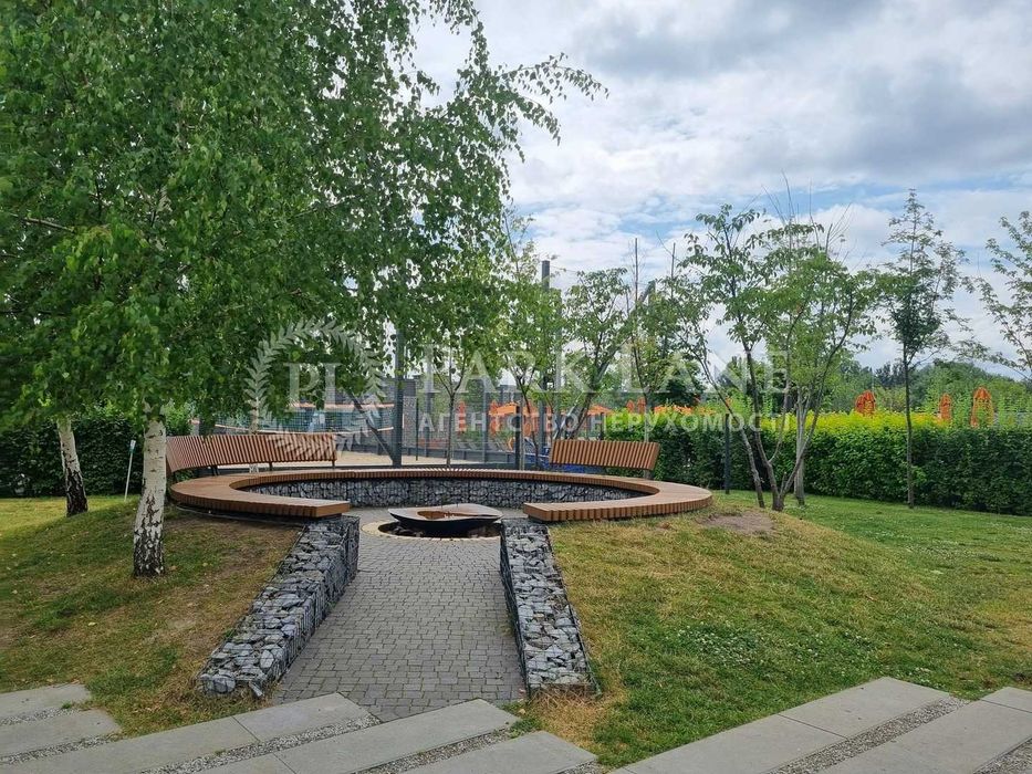 Продам 2-3 кімнатну квартиру  Салютна, 2/23, Файна Таун