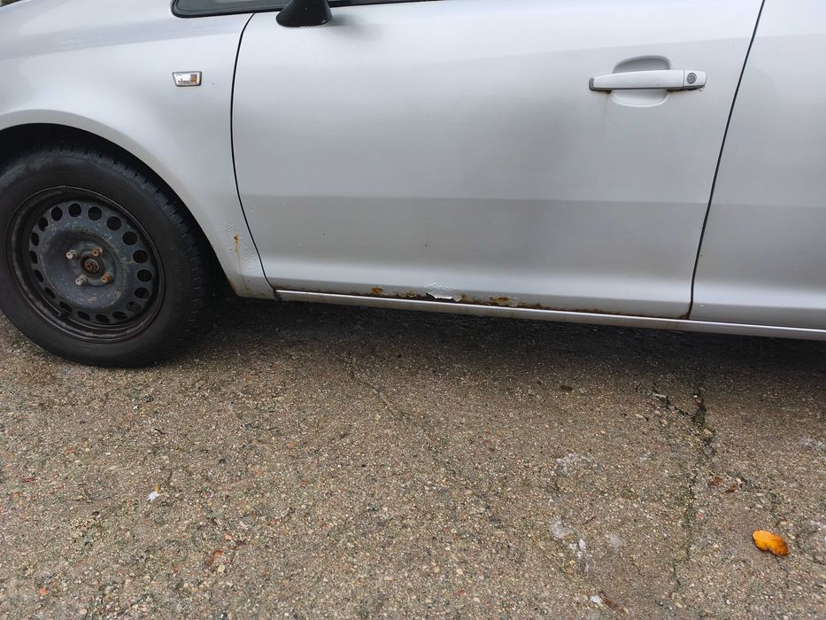 Opel Corsa D 1.3 CDTI 2009 ważne opłaty