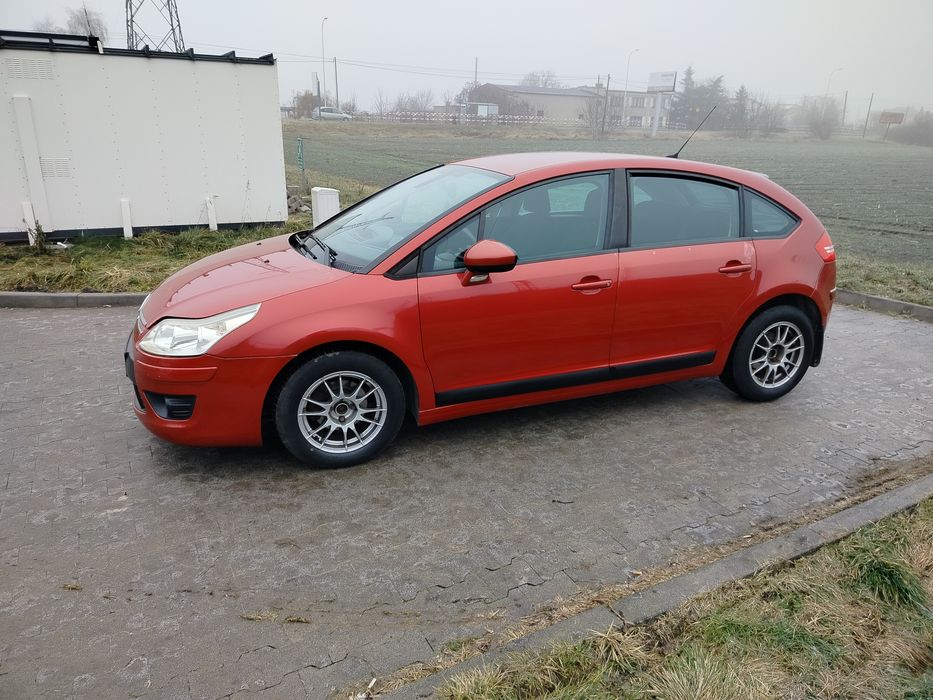2010 rok 1,4 benzyna klimatyzacja