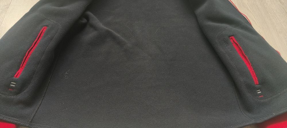 Bluza polarowa dwustronna roz 140-146 granat i czerwień