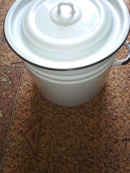 Кастрюля эмалированная 20л СССР