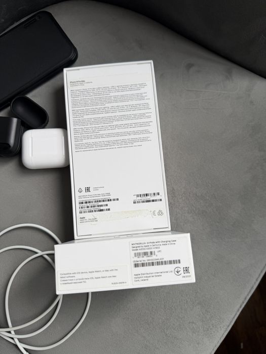 Iphone 14 pro  max 256 gb +airpods 2