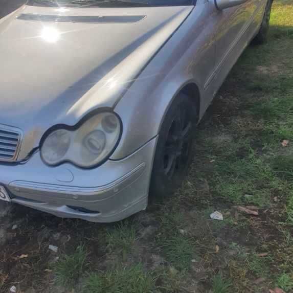 Mercedes W203 kombi hak do przyczepy