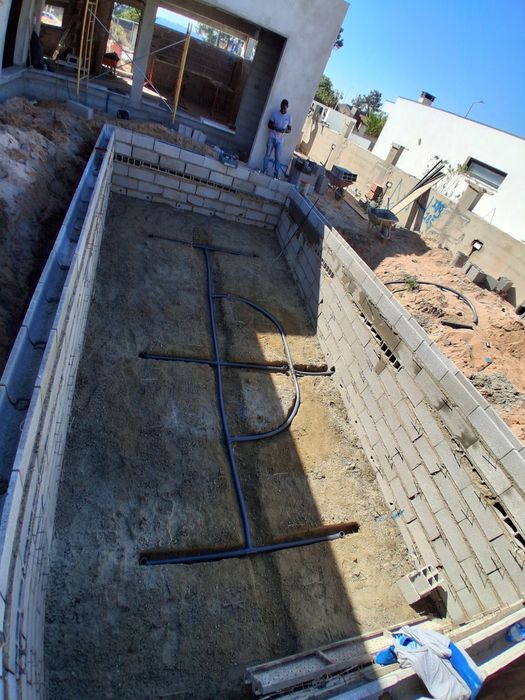 Montagem máquinas de piscina