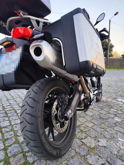 BMW F 750 GS triple black