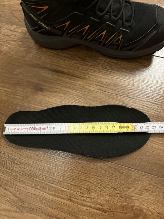 Salomon XA PRO buty 35 zimowe ocieplane trzewiki sniegowce