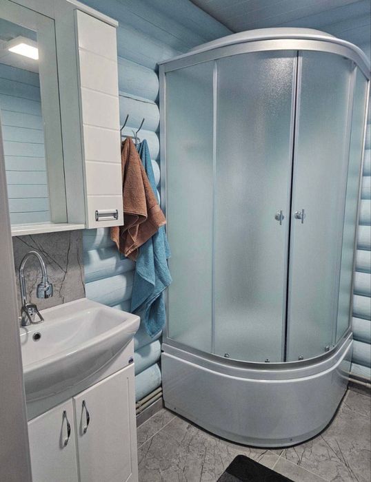 Здається котедж. Подобово, оренда.