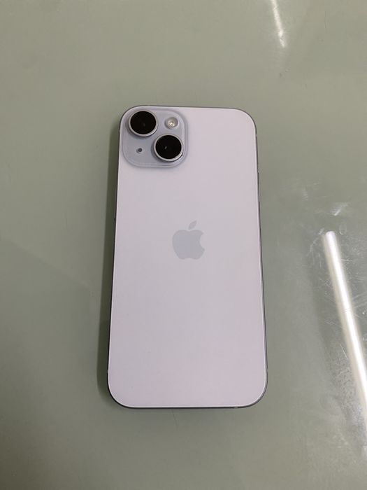 iPhone 15 128GB Blue