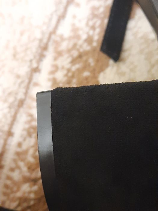 Женские босоножки