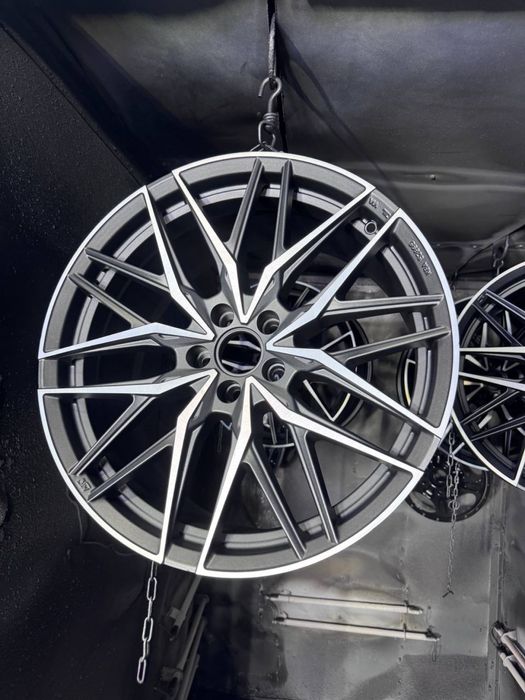 Диски O.Z. R20 з резиною michelin 255/45