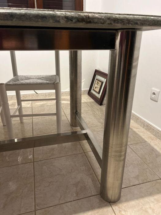 Mesa- tampo granito brasileiro