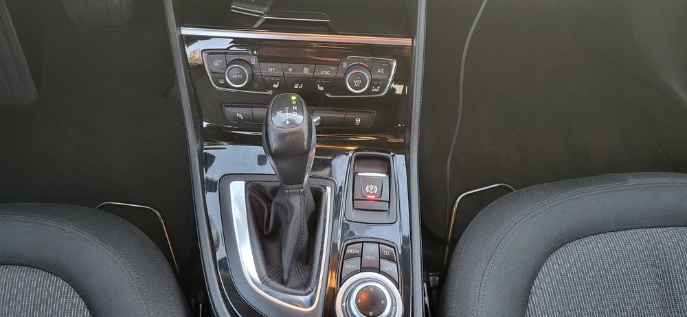BMW 218d F45 Active Tourer Automat Nawigacja