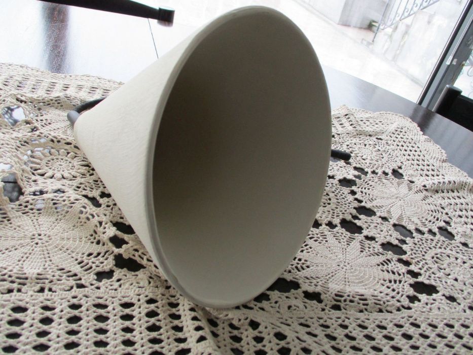 ROLDANA Candeeiro de tecto branco em cerâmica em forma de sino Ø18,5cm