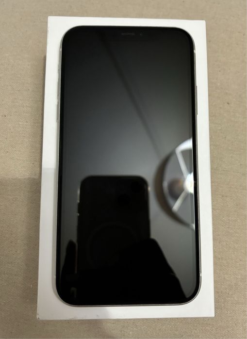 Iphone 11 - 64Gb