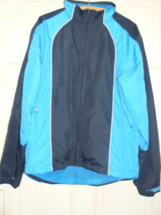 kurtka bluza.. piękna sportowa niebiesko-czarna R-50