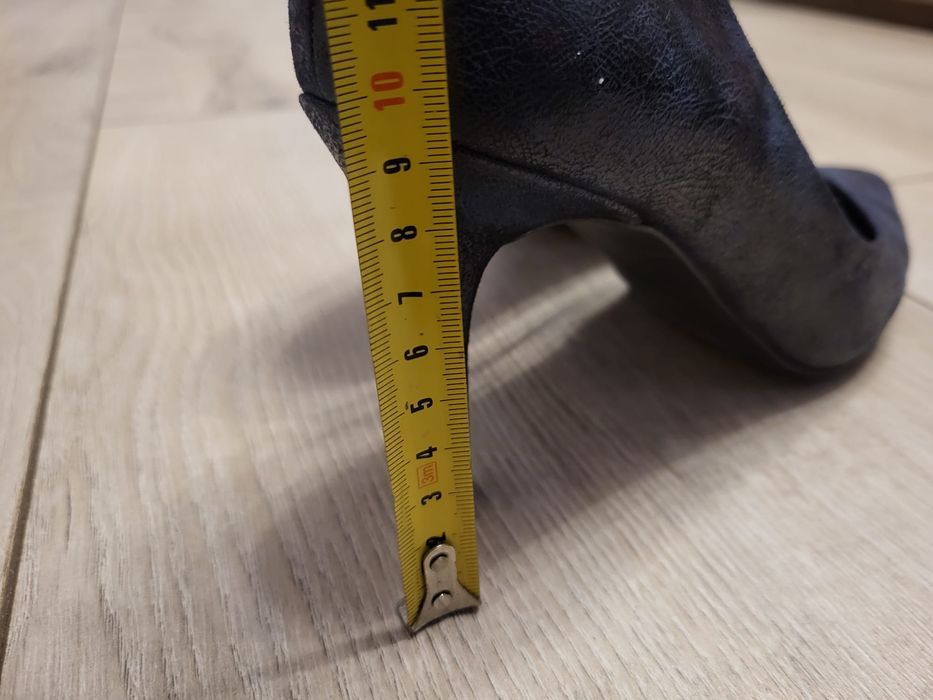 Szpilki buty  ze skóry Ryłko 9 cm granatowe