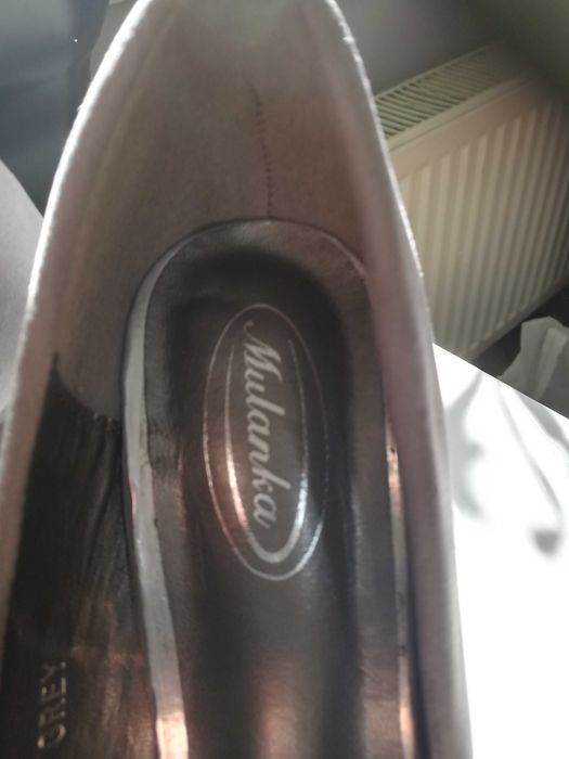 Szare czółenka rozmiar  39