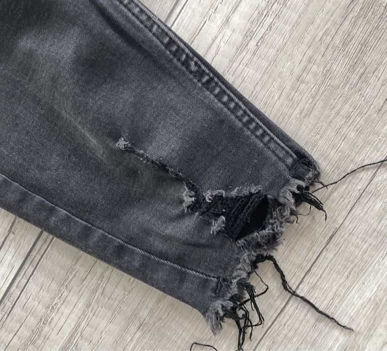Spodnie dziurawe czarne skinny z wysokim stanem