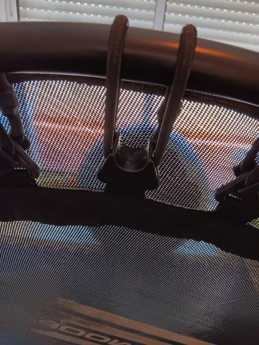 Trampolim de elásticos