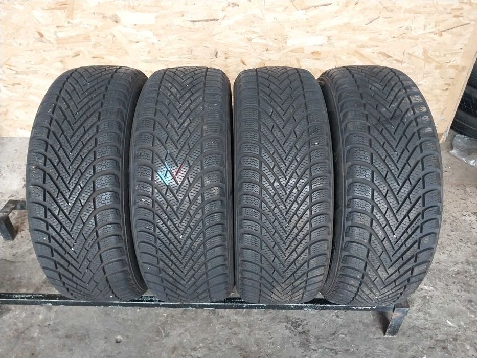 205 55 16 Pirelli, зима. Ціна за 4 шт. 7800.