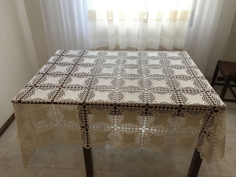 Toalha em renda e linho