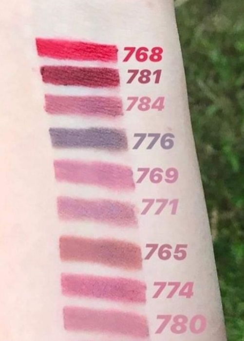 Олівці для губ Miss Tais