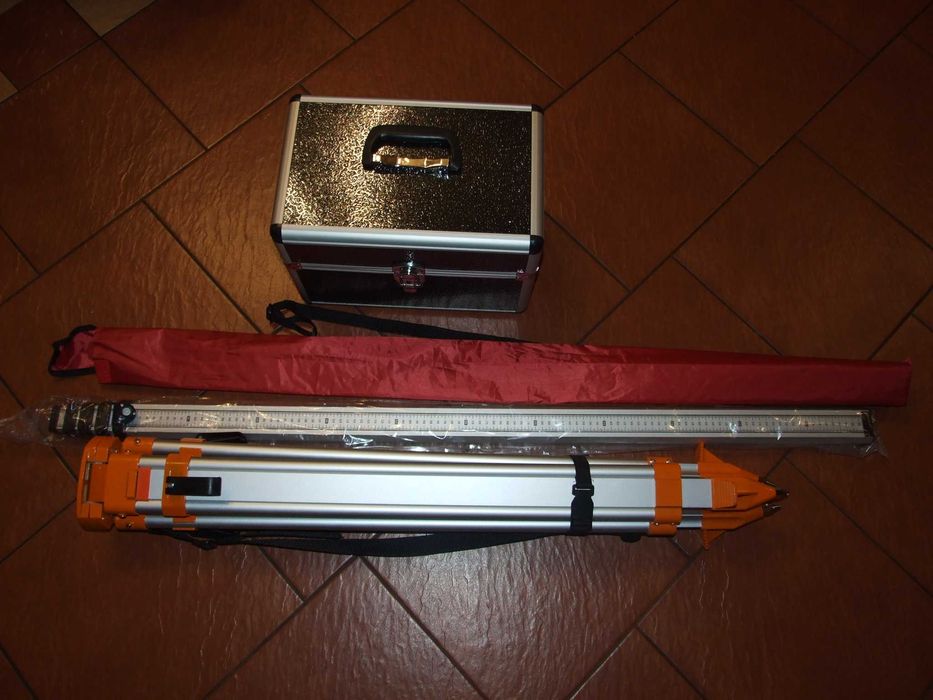 Niwelator laserowy samopoziomujący obrotowy Vevor NOWY laser rotacyjny