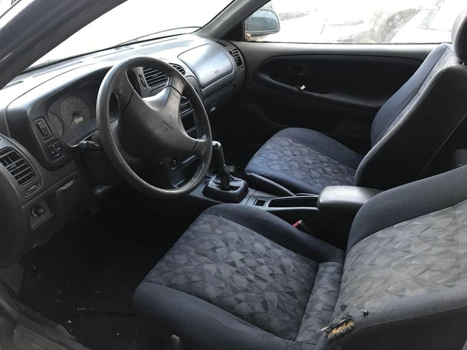 Mitsubishi Colt 1.3 75cv 3P 1998 - Para Peças