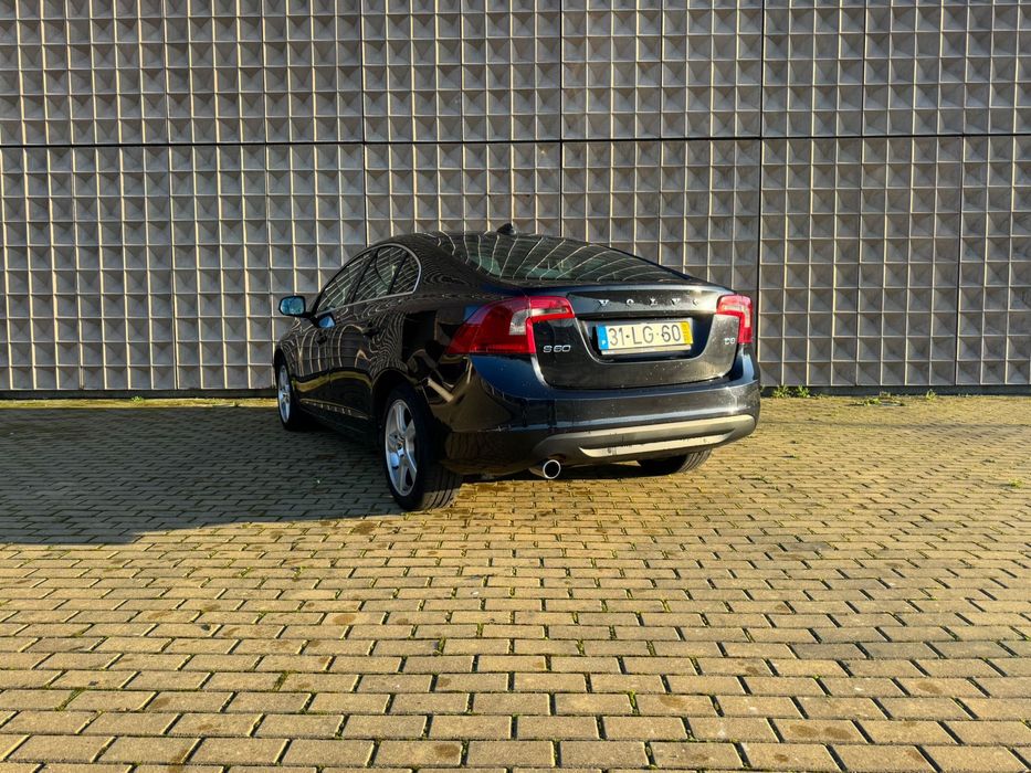 Volvo S60 2.0 Diesel de 163cv, nacional, em muito bom estado geral