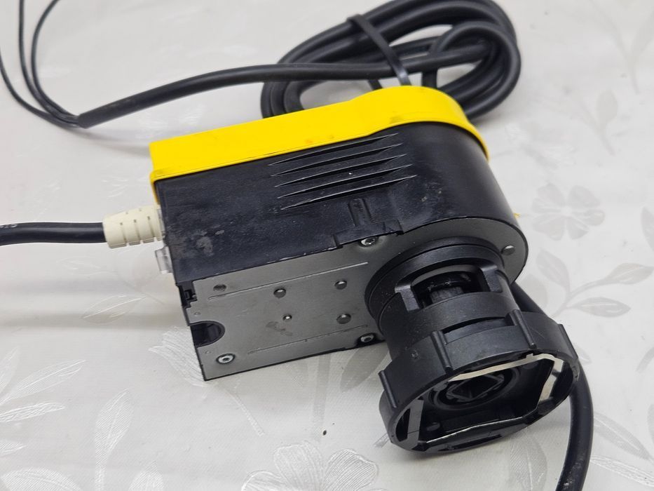 Siłownik elektryczny Sauter A​Y​M​1​1​5​S-K​0​2 24VDC 7Nm PWM NOWE