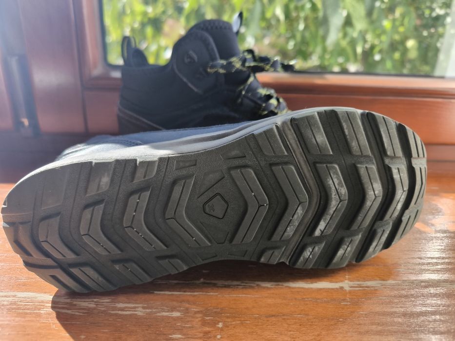 Buty trekkingowe męskie rozm. 39 Quechua waterproff