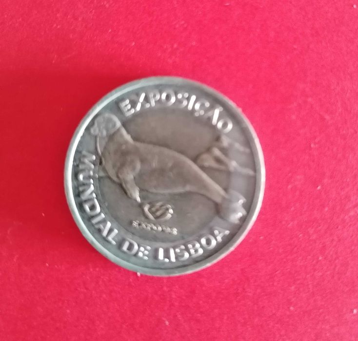 11 moedas comemorativas de 100 escudos
