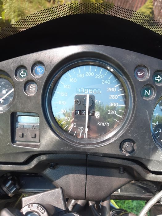 Honda 1100xx superblackbird