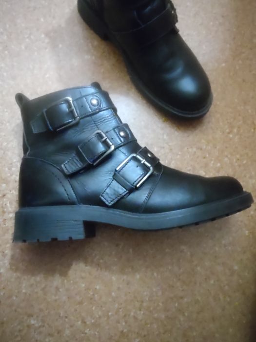 Черевики 38 р. Шкіряні.