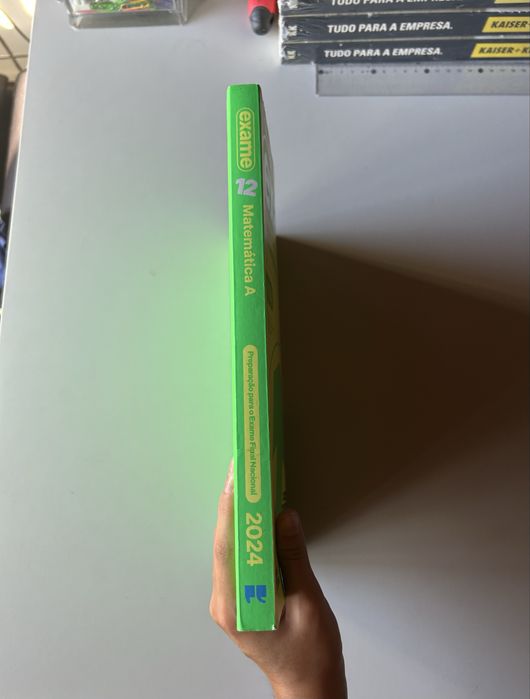 Livro Preparação para Exame Matemática A 2024