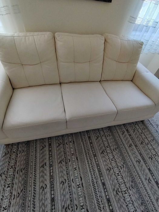 Sofá 3 lugares como nova