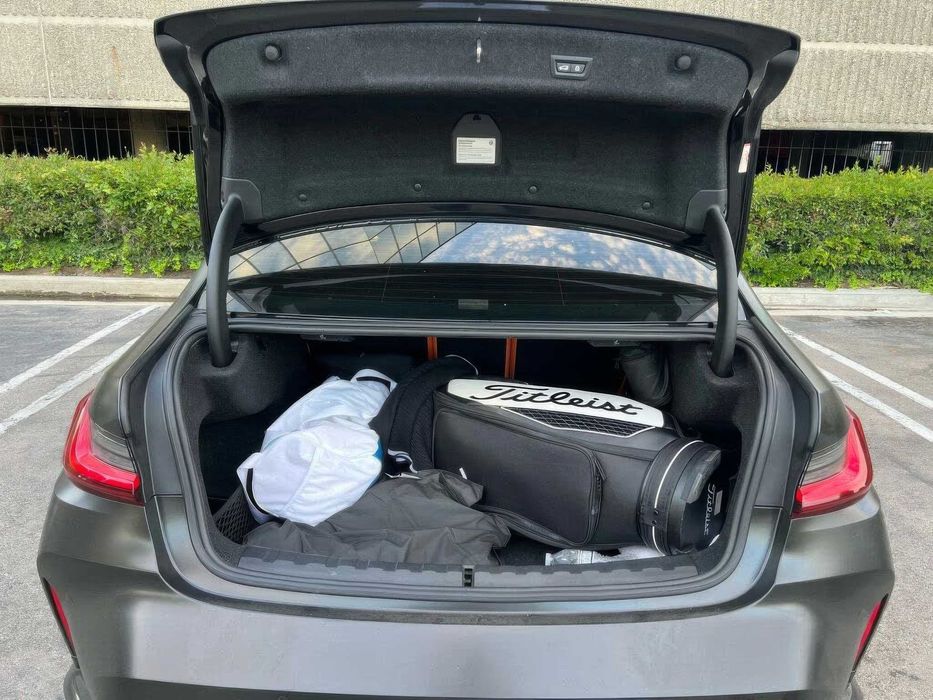 BMW M3 Competition xDrive      2023