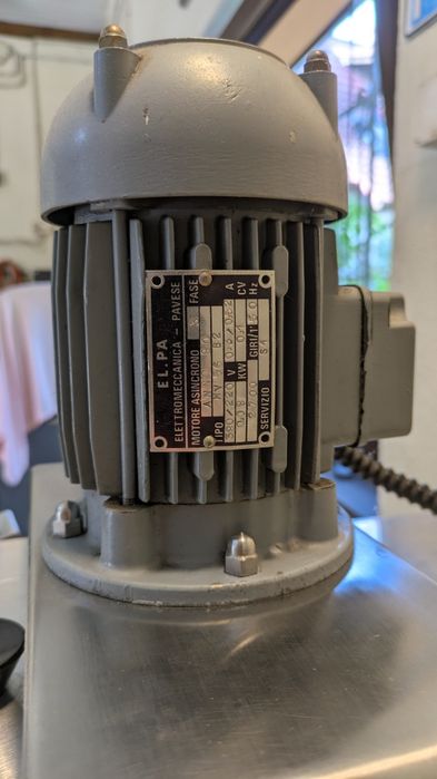 Frigomat Svelto Mix SM6 Pasteryzator nadblatowy chłodzony wodą
