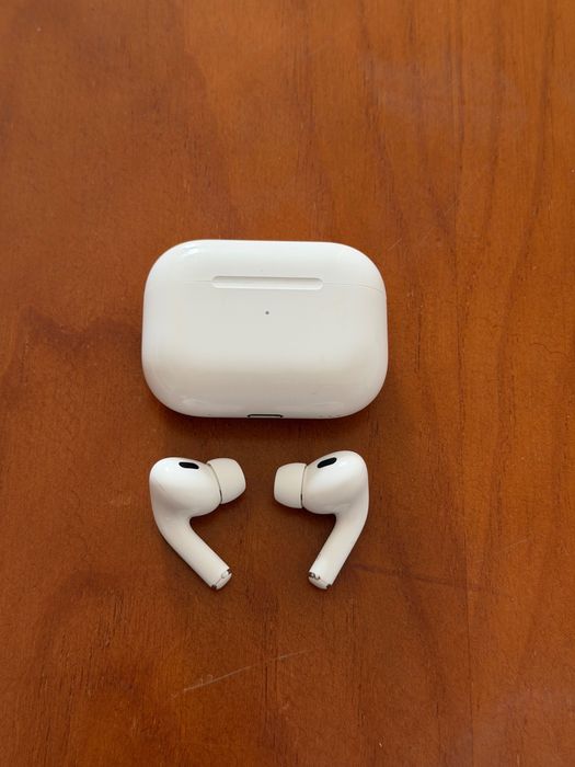 AirPods Pro 2 - Apple