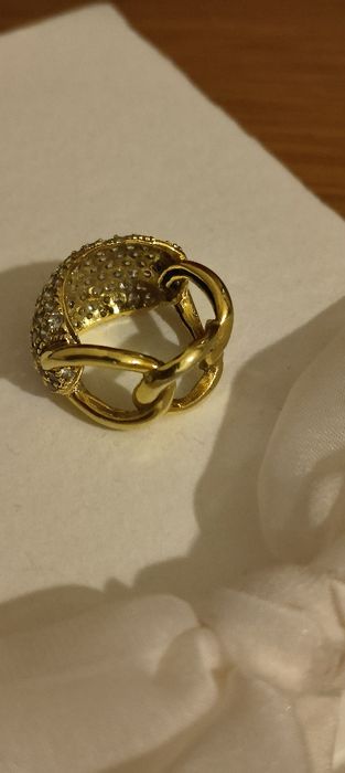 Anel em prata com zircónias