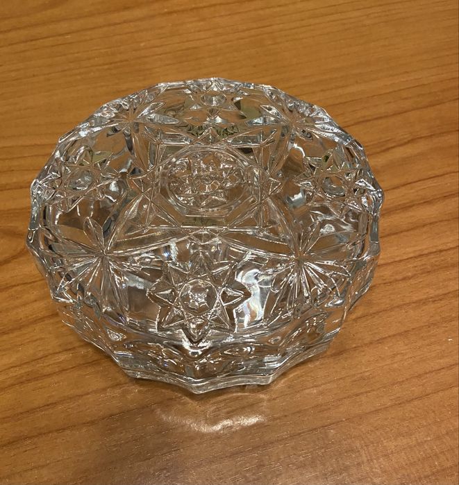 Guarda-joias em vidro com efeito de estrelas – 13 cm