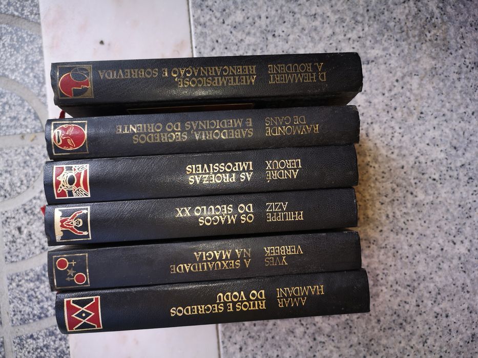 Collection of 6 Books64585680655489121