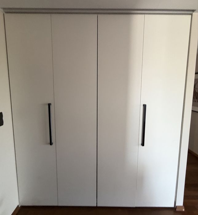 Szafa biała 215x250x52 – składane drzwi, 4 szuflady – odbiór do 30.09