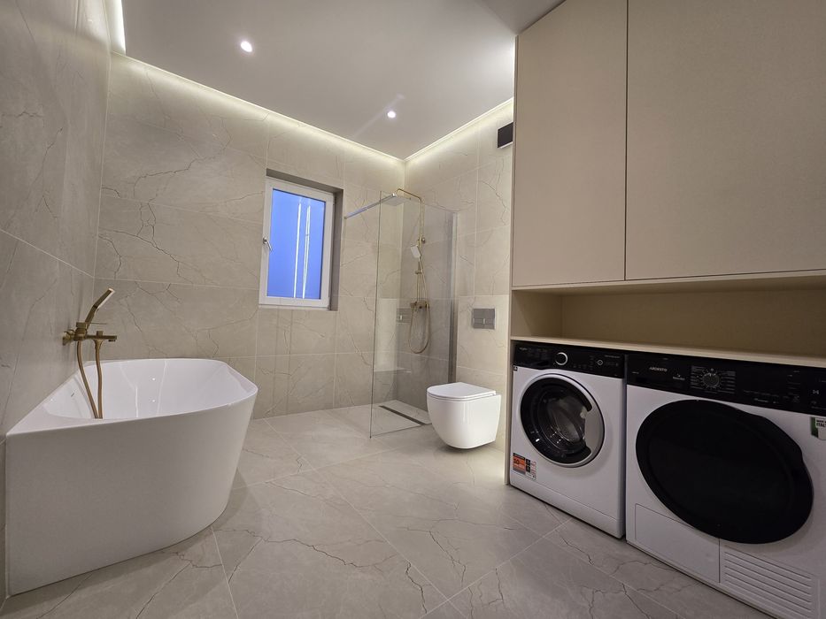 Таунхаус в ЖКМ "New Village біля Ужгород / Стабільний дохід від оренди